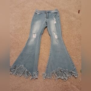 Womens distressed flar jeans